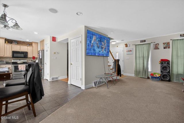 118 Horizon Boulevard, Rotterdam, NY 12306