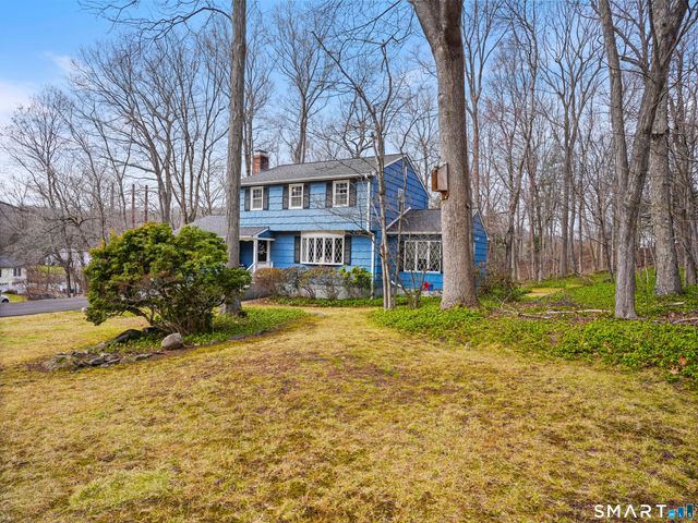 5 Whittier Lane, Shelton, CT 06484