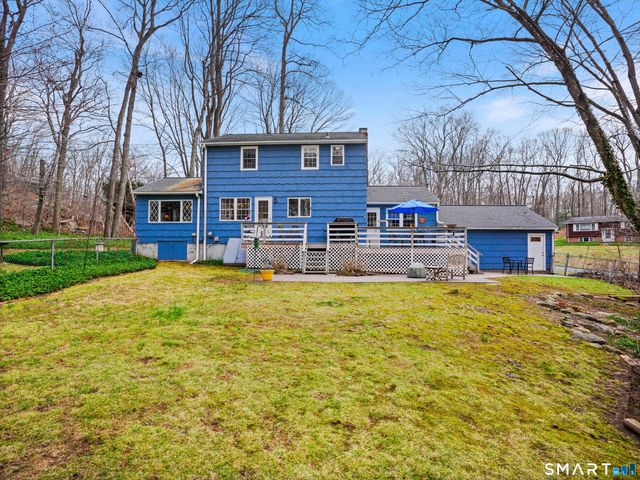 5 Whittier Lane, Shelton, CT 06484