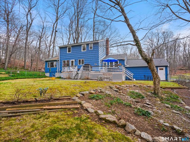 5 Whittier Lane, Shelton, CT 06484