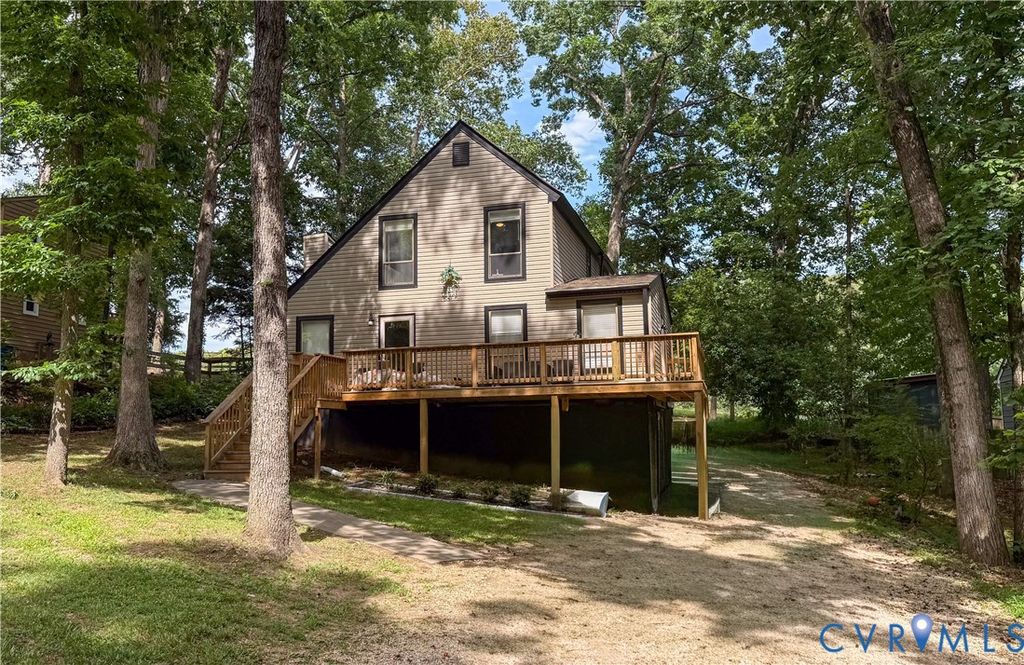 1617 Colehollow Dr, Chesterfield, VA 23113
