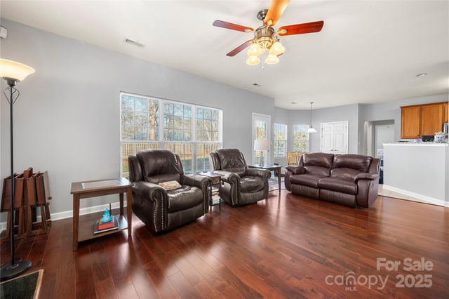 219 Harrowfield Heights, York, SC 29745