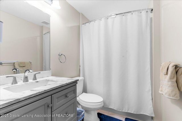 6531 Windsong Way, Lansing, MI 48917