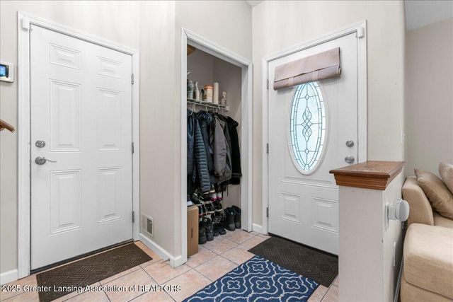 6531 Windsong Way, Lansing, MI 48917