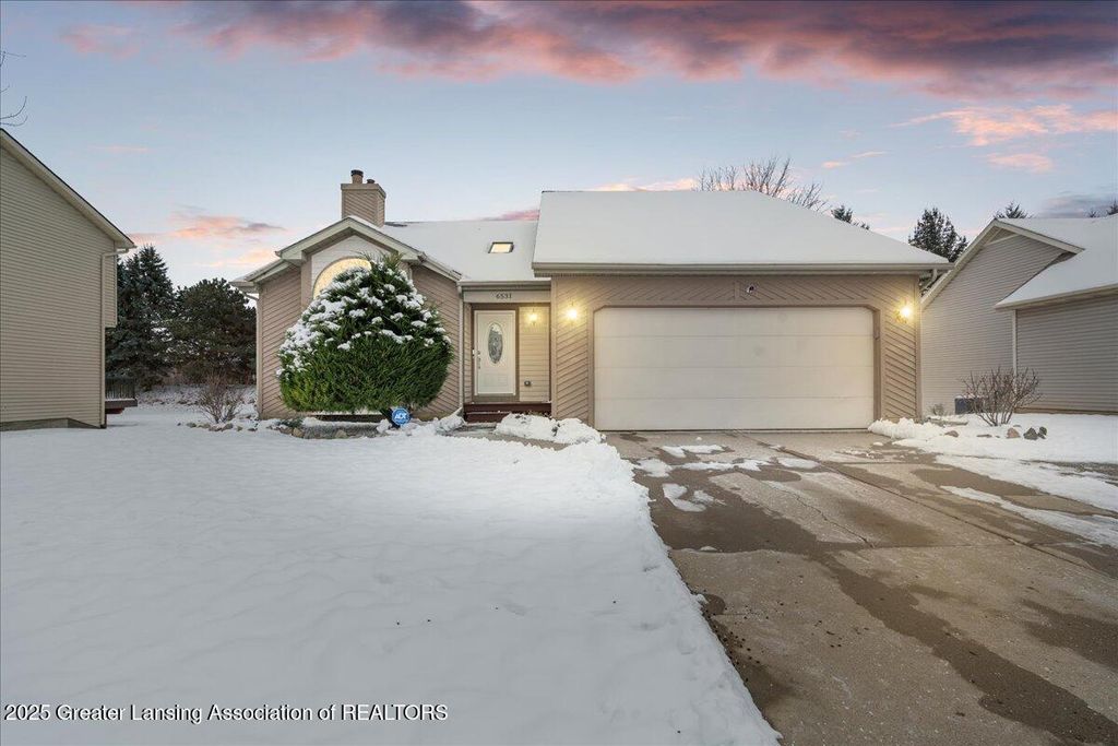 6531 Windsong Way, Lansing, MI 48917