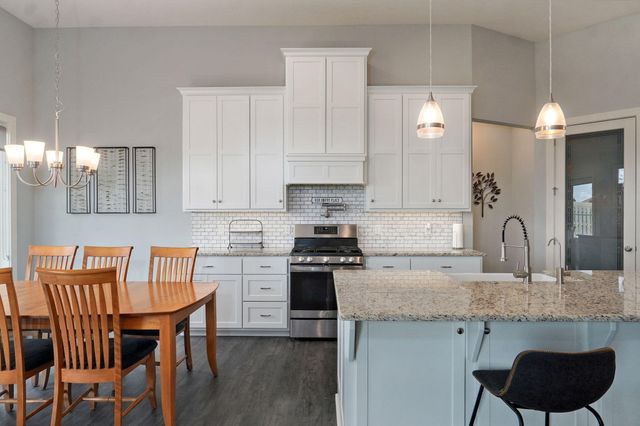 129 N Glengary Drive, Nixa, MO 65714