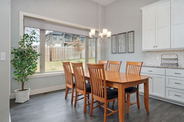 129 N Glengary Drive, Nixa, MO 65714