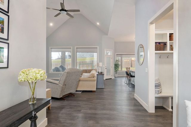 129 N Glengary Drive, Nixa, MO 65714