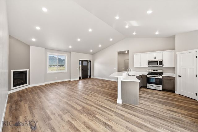 3849 S Arizona, Butte, MT 59701