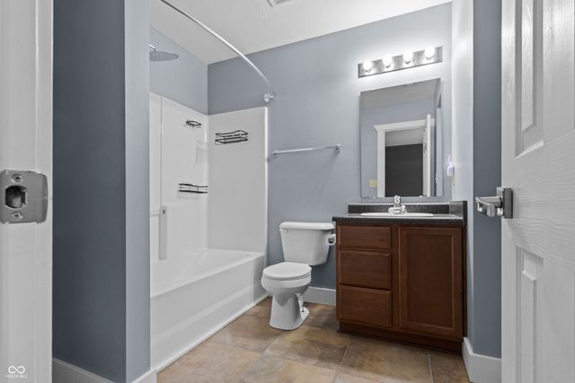 8372 Sotheby Drive, Indianapolis, IN 46239