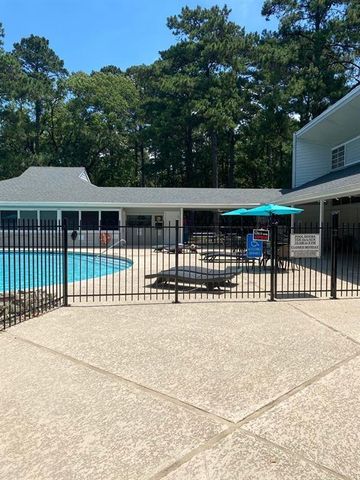 61 N Forest Cove Loop, Coldspring, TX 77331