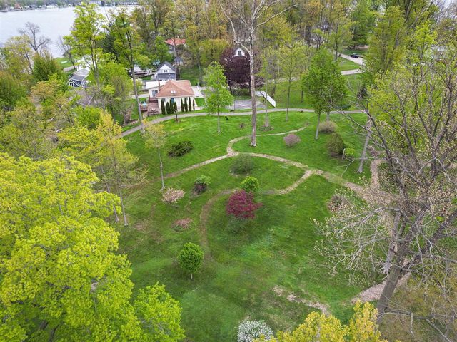 4874 Knoll Court, Watervliet, MI 49098