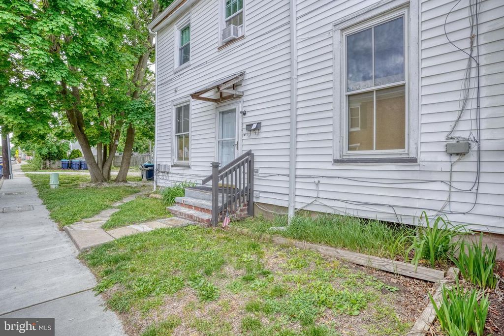 Image 14 of property listing at 133 S MAIN ST, Smyrna, DE 19977