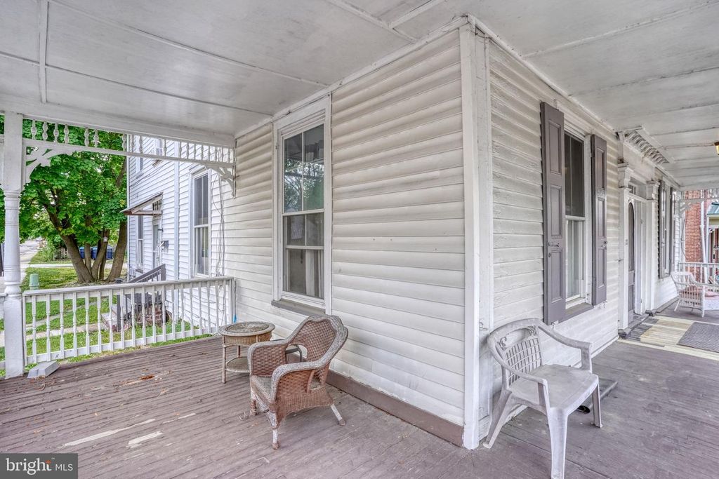 Image 17 of property listing at 133 S MAIN ST, Smyrna, DE 19977