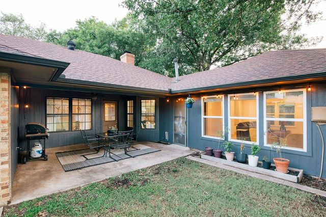 2409 Green Oaks Street, Denton, TX 76209