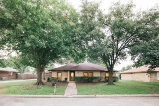 2409 Green Oaks Street, Denton, TX 76209