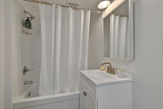 3670 Rocky Point Road, East Marion, NY 11939