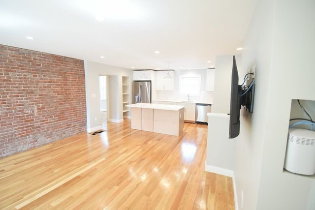 173 Prospect Street 1, Waltham, MA 02453