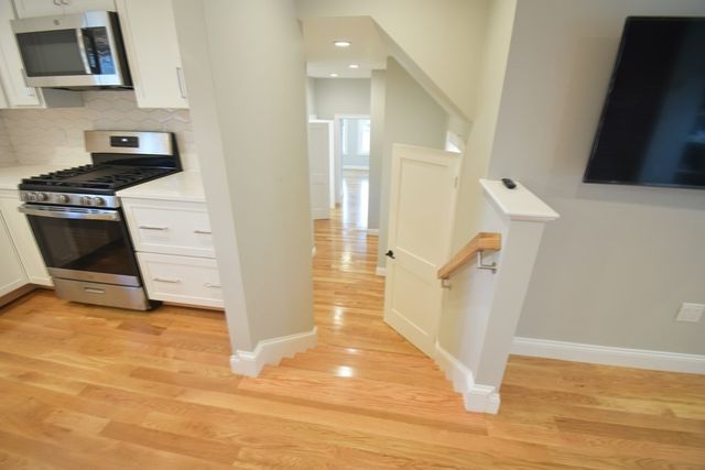 173 Prospect Street 1, Waltham, MA 02453