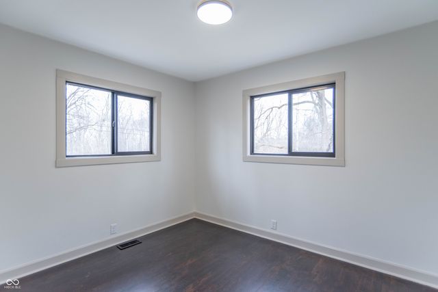 59 E Greencastle Road, Mooresville, IN 46158