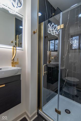 59 E Greencastle Road, Mooresville, IN 46158