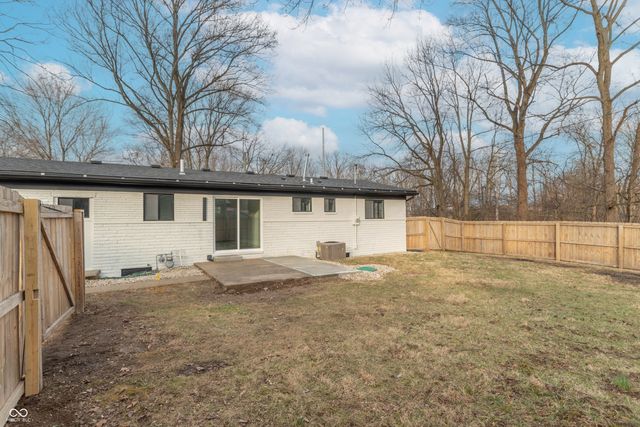 59 E Greencastle Road, Mooresville, IN 46158