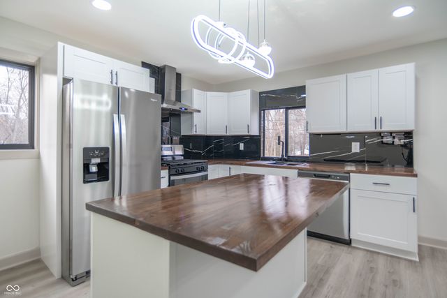 59 E Greencastle Road, Mooresville, IN 46158