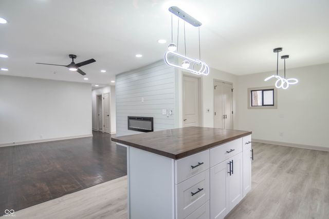 59 E Greencastle Road, Mooresville, IN 46158