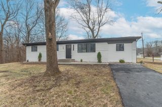 59 E Greencastle Road, Mooresville, IN 46158