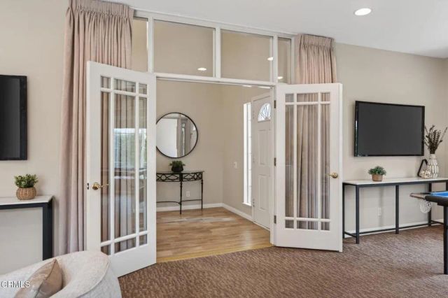 424 Roosevelt Court, Ventura, CA 93003