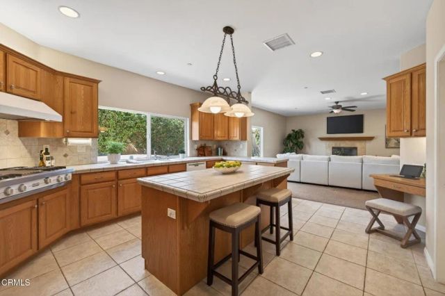 424 Roosevelt Court, Ventura, CA 93003