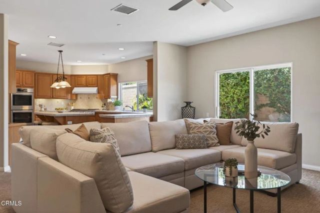 424 Roosevelt Court, Ventura, CA 93003