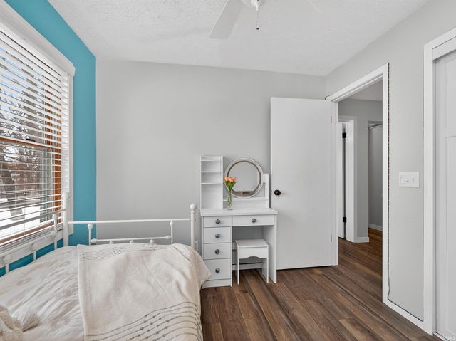 700 S Lakeside Dr Apt 6, Syracuse, IN 46567