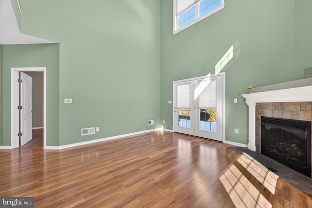 20562 ROSEWOOD MANOR SQ, Ashburn, VA 20147