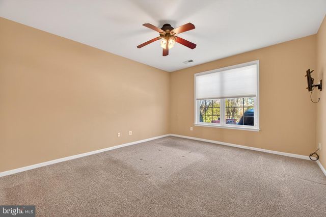 20562 ROSEWOOD MANOR SQ, Ashburn, VA 20147