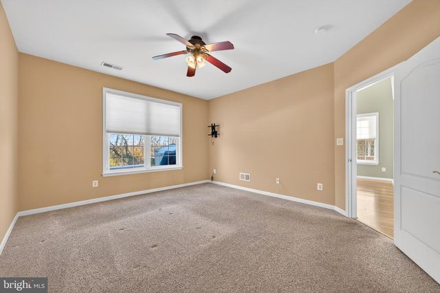 20562 ROSEWOOD MANOR SQ, Ashburn, VA 20147