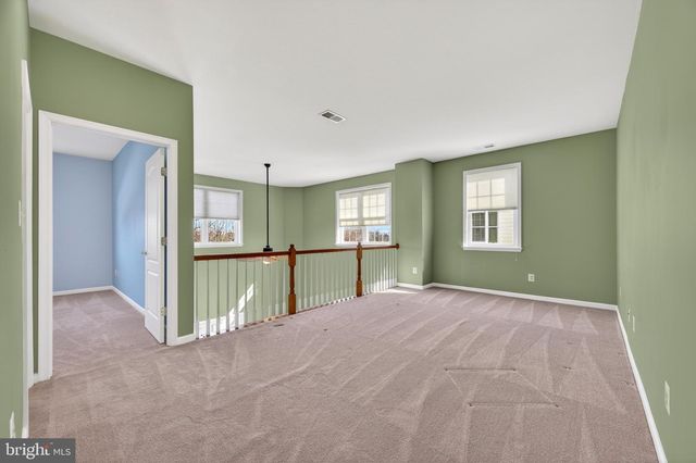 20562 ROSEWOOD MANOR SQ, Ashburn, VA 20147