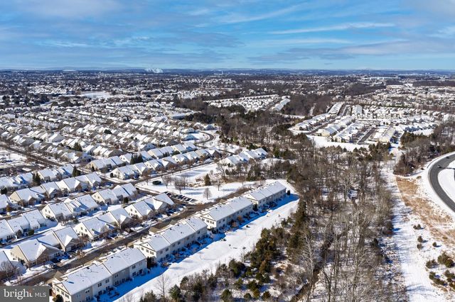 20562 ROSEWOOD MANOR SQ, Ashburn, VA 20147