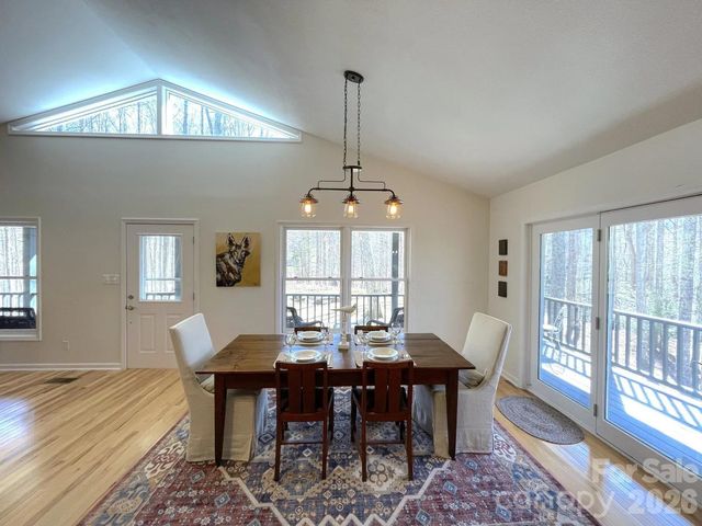 700 Norton Fork Road, Hot Springs, NC 28743