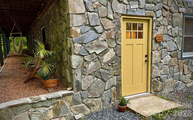 700 Norton Fork Road, Hot Springs, NC 28743