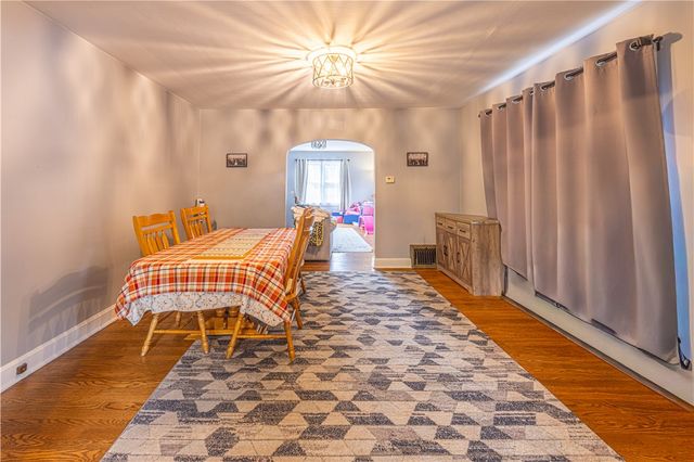 190 Dixon Blvd, South Union Twp, PA 15401