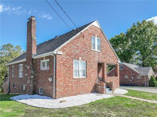 190 Dixon Blvd, South Union Twp, PA 15401