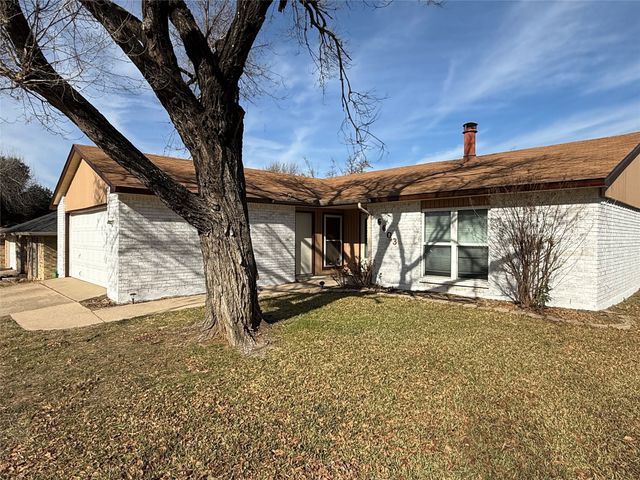 6603 Blackberry Drive, Arlington, TX 76016