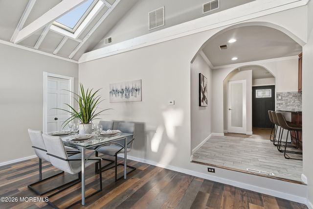 215 Sunset Lane, Howell, NJ 07731