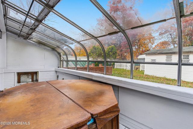 215 Sunset Lane, Howell, NJ 07731