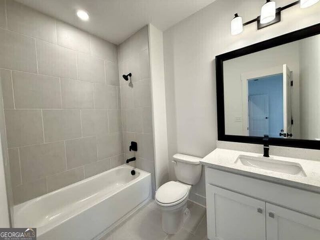 800 Lapis Trail, Kennesaw, GA 30152