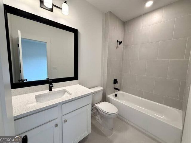 800 Lapis Trail, Kennesaw, GA 30152