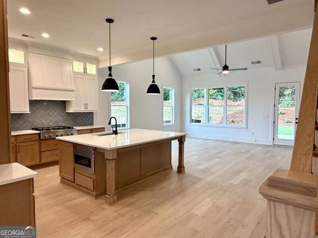800 Lapis Trail, Kennesaw, GA 30152