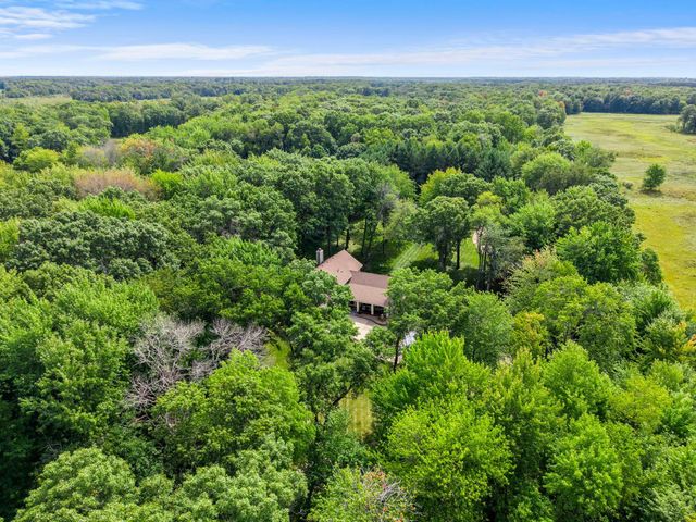 4556 224th Avenue NE, East Bethel, MN 55011