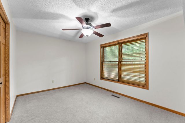 4556 224th Avenue NE, East Bethel, MN 55011